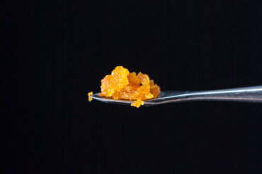 Dabbing cannabis concentrate