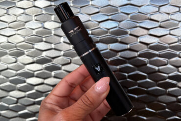 Using the Utillian 5 wax vaporizer