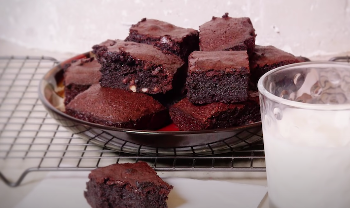 Instructional video for making cannabis brownies